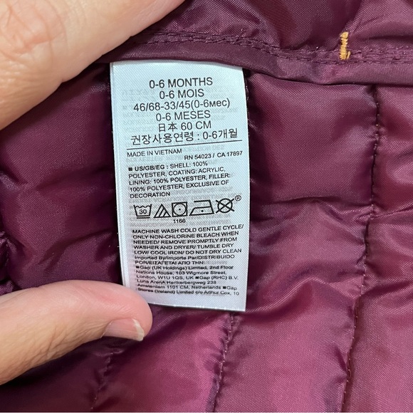 Gap Baby Puffer Coat Size 0-6 Months Girl Gold Burgundy Stars Jacket EUC - Picture 5 of 7